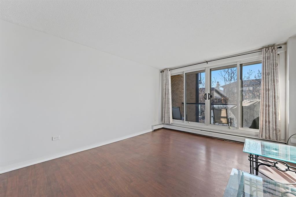 Picture for 303, 1706 11 Avenue SW