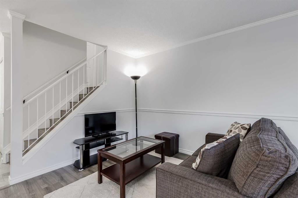 Picture for 3, 93 Grier Place NE