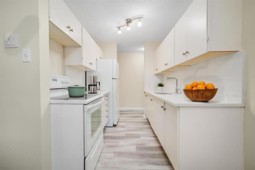 Picture for 803, 11620 Elbow Drive SW