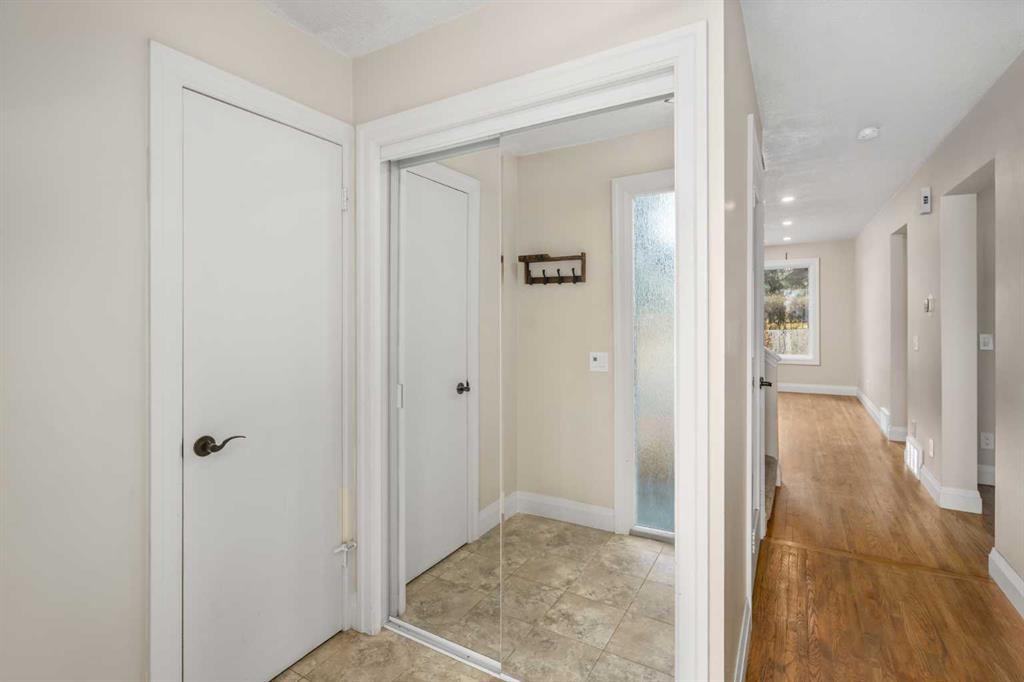 Picture for 14, 2815 Palliser Drive SW