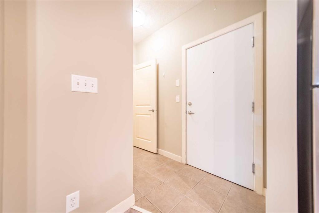 Picture for 114, 156 Country Village Circle NE