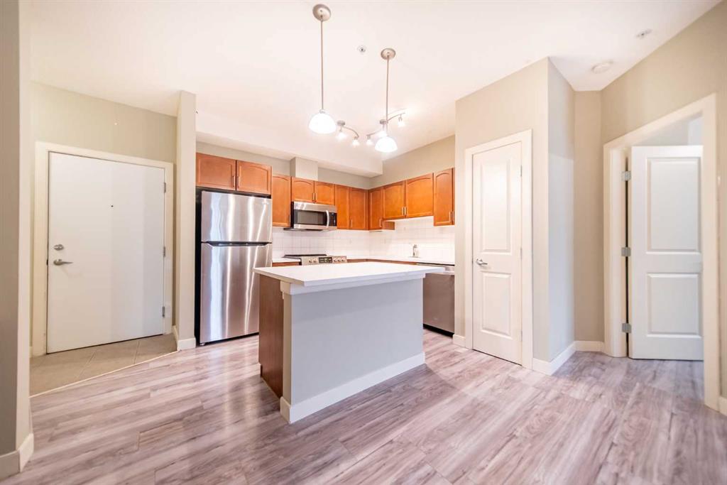 Picture for 114, 156 Country Village Circle NE