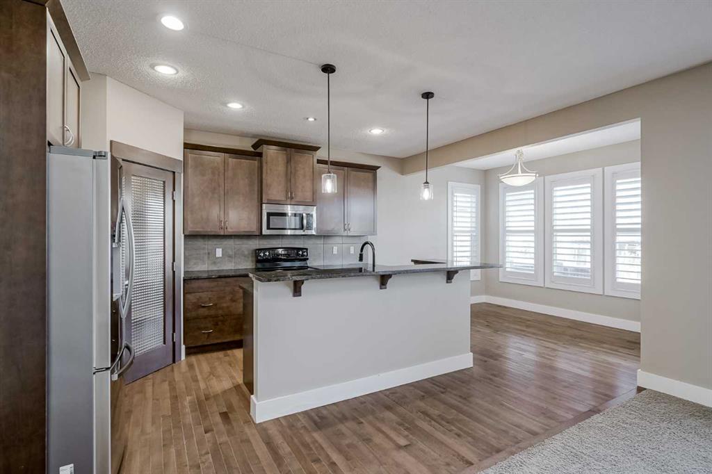 Picture for 76 Mahogany Terrace SE