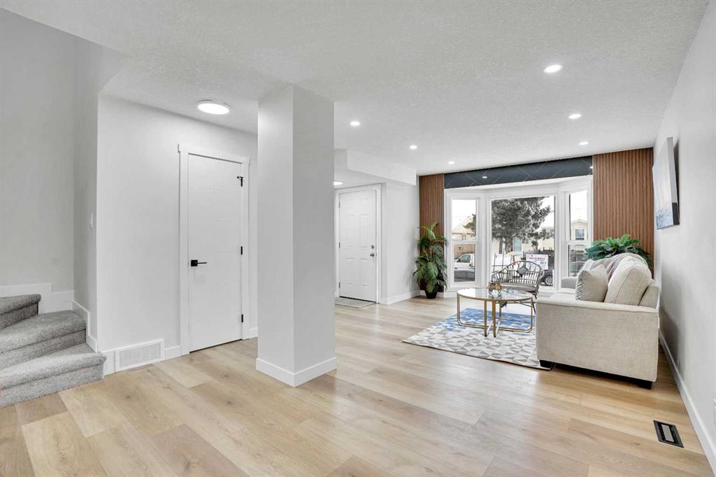 Picture for 309 Falwood Way NE