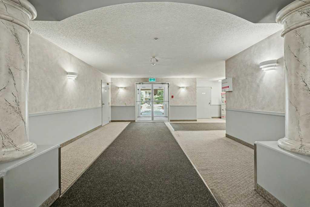 Picture for 2107, 20 Harvest Rose Park NE