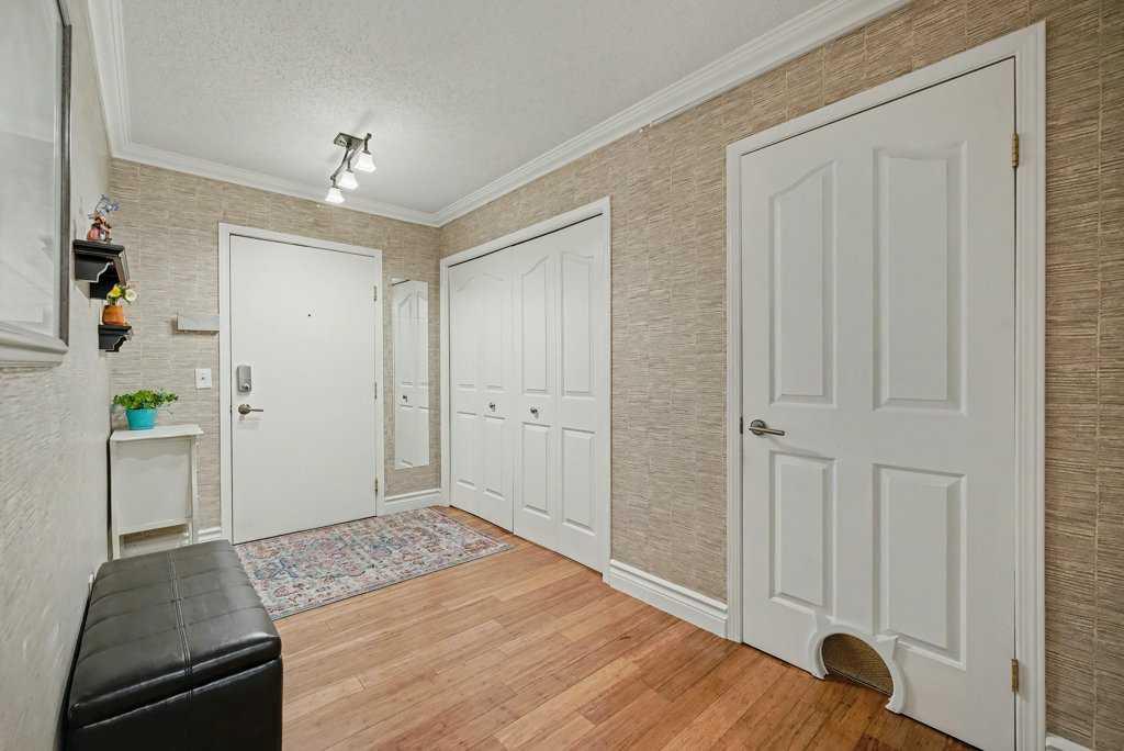 Picture for 2107, 20 Harvest Rose Park NE