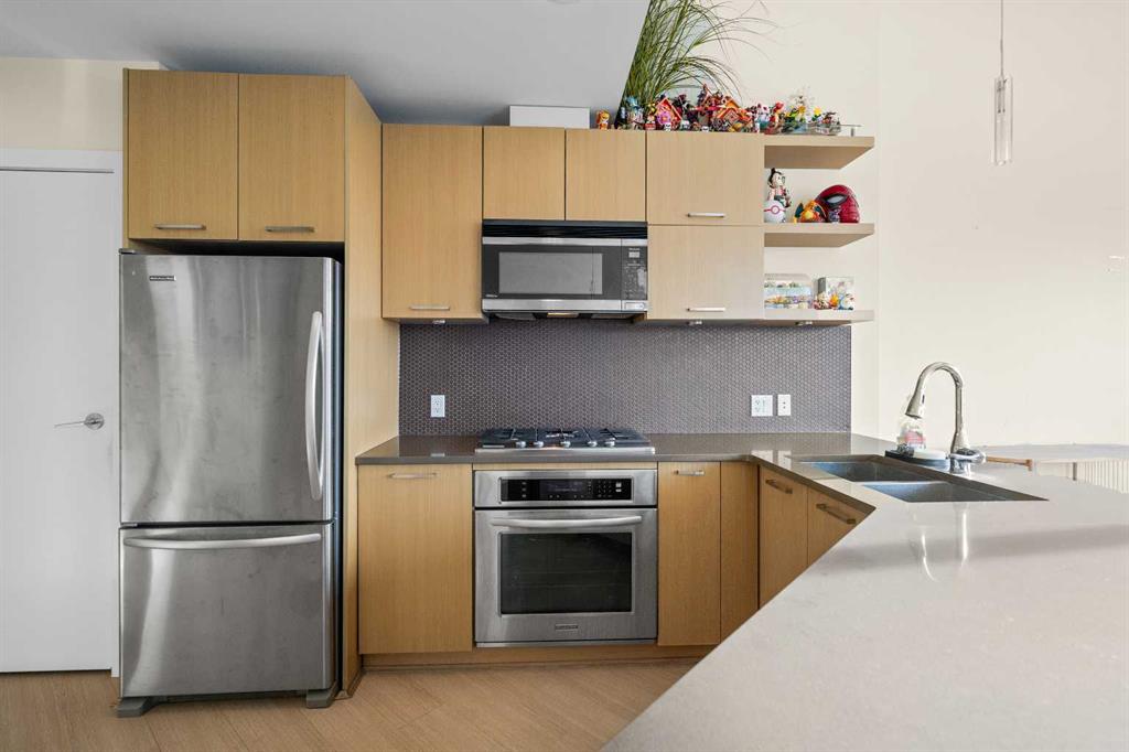 Picture for 418, 707 4 Street NE