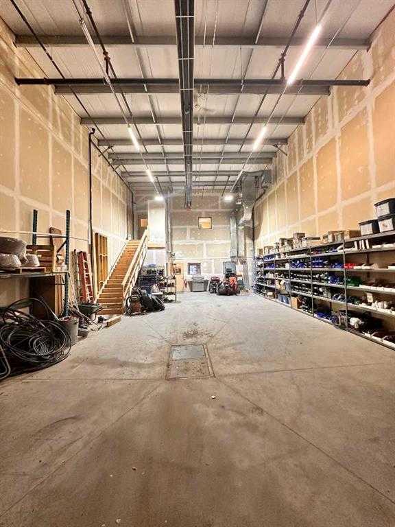 Picture for 2120, 8800 Venture Avenue SE