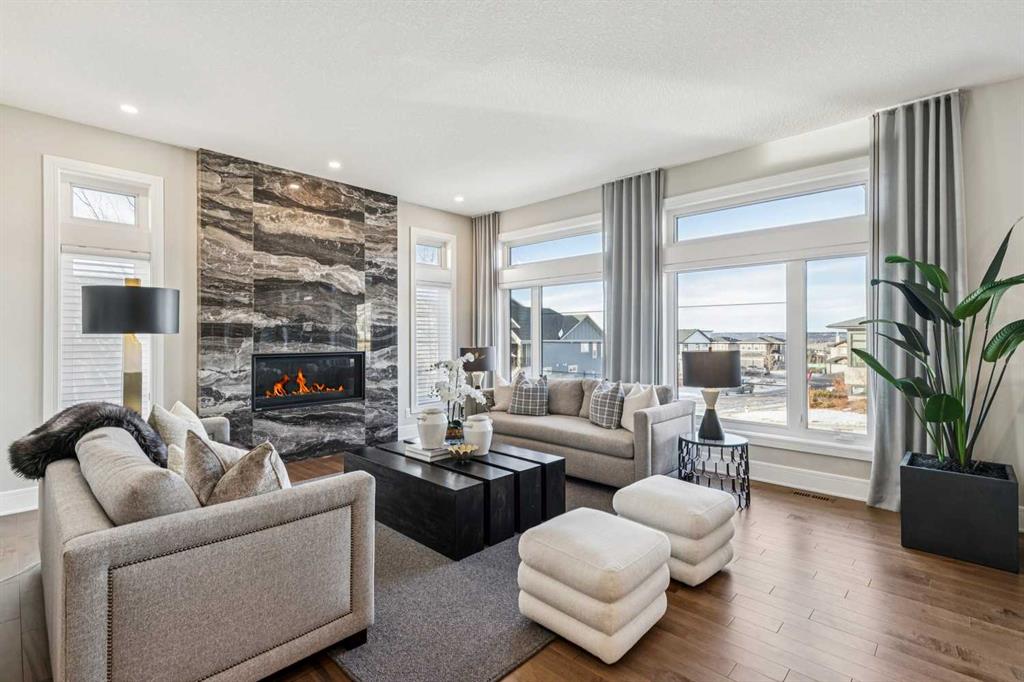 Picture for 92 Crestridge View SW