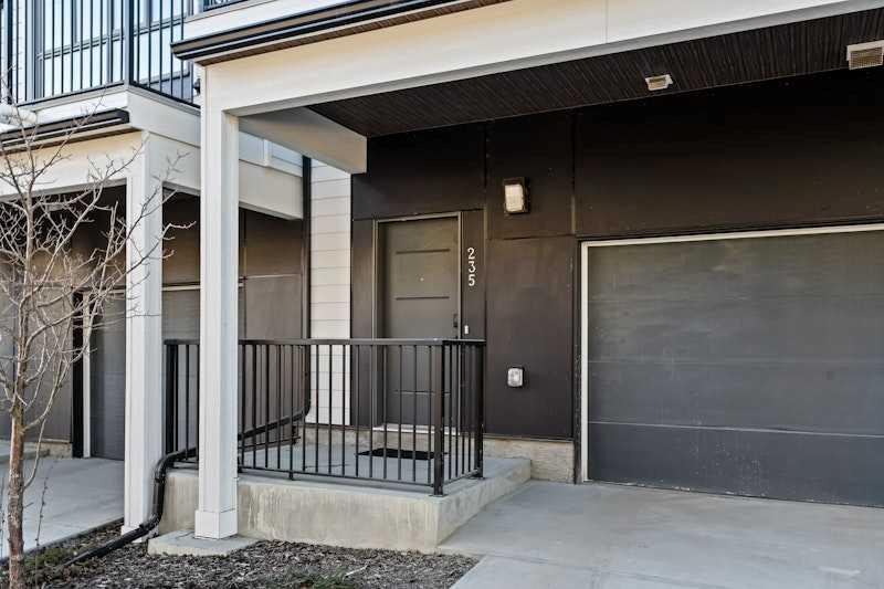 Picture for 235 Sovereign Common SW