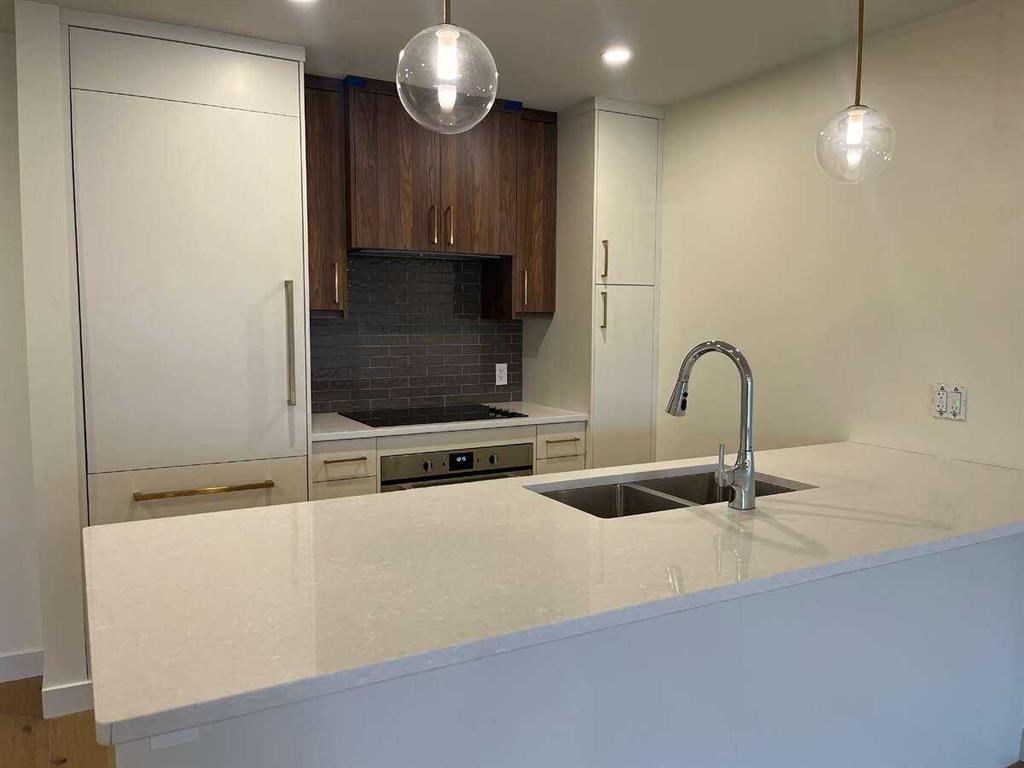 Picture for 515, 102 Scenic Drive N