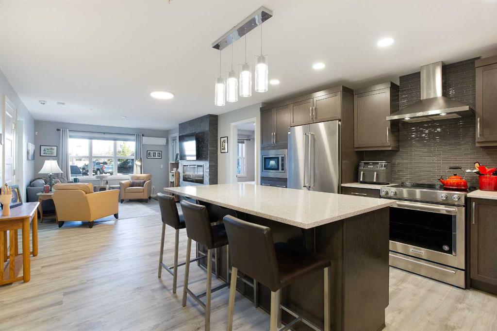 Picture for 2102, 10 Market Boulevard SE