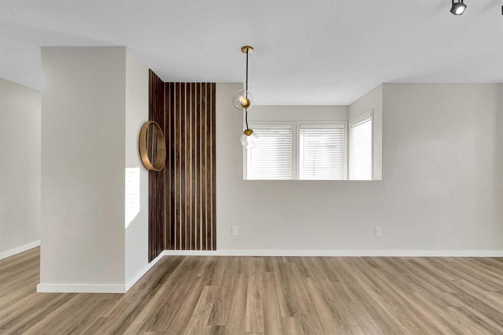 Picture for 202, 612 19 Street SE