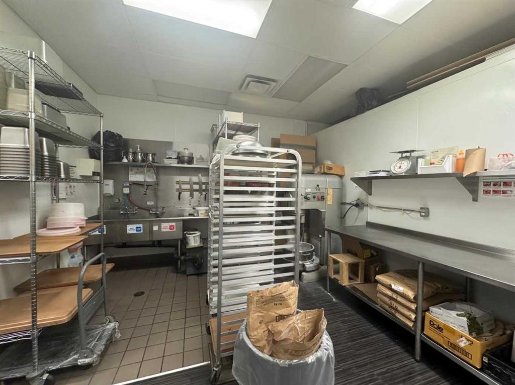 Picture for 319, 4820 Northland Drive NW