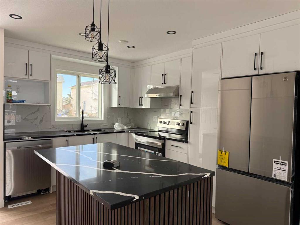 Picture for 6463 68 Street NE