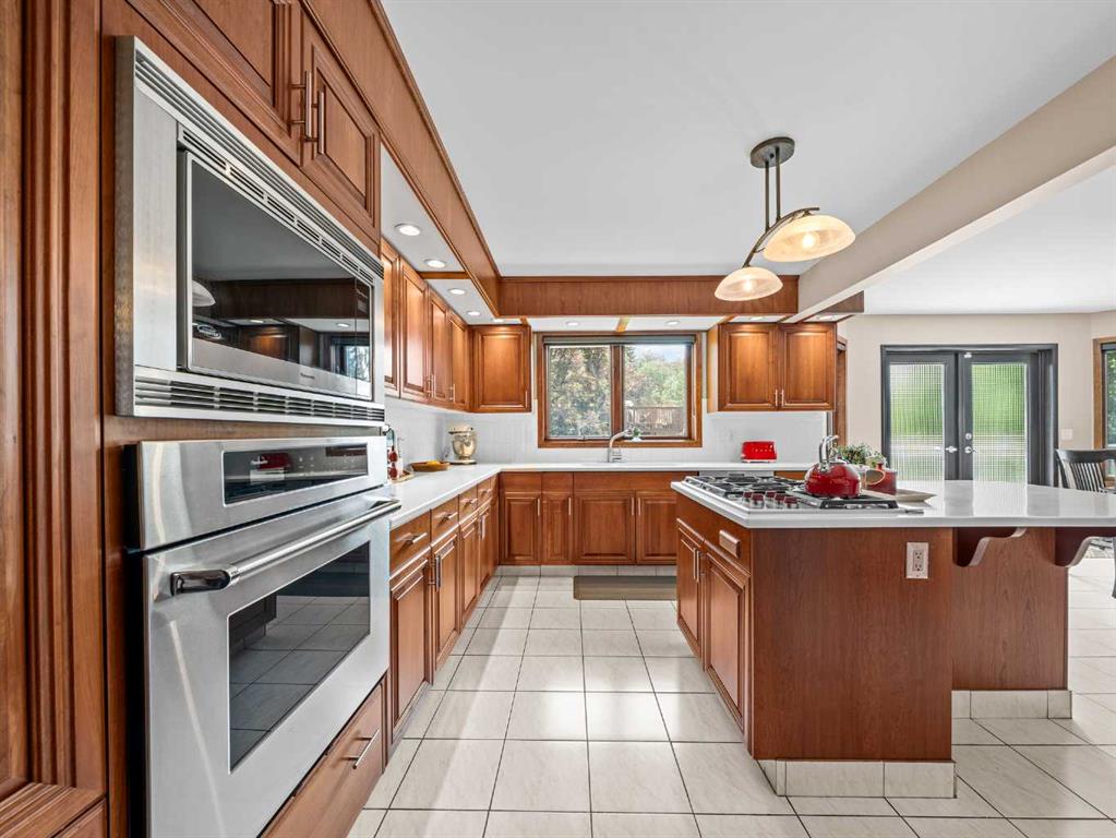 Picture for 146 Edgeview Road NW