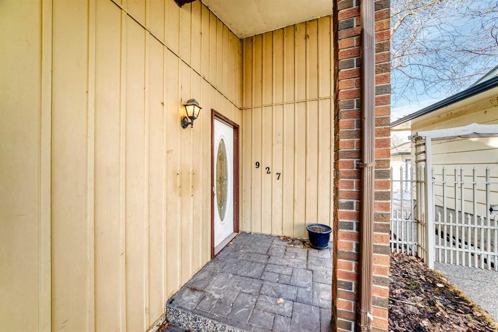 Picture for 927 Midridge Drive SE