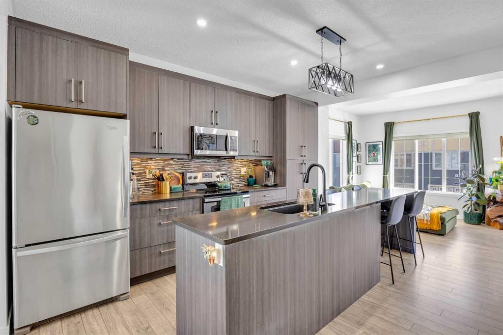 Picture for 316 Marquis Lane SE