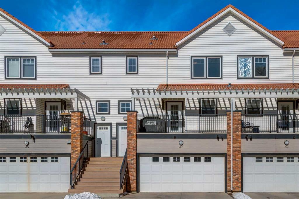 Picture for 37 Royal Oak Plaza NW