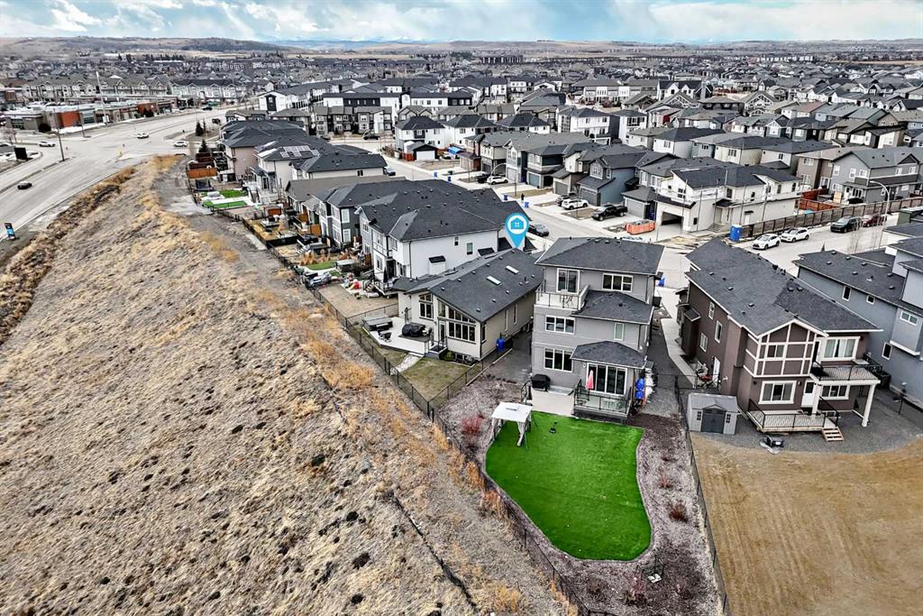 Picture for 64 Walcrest View SE