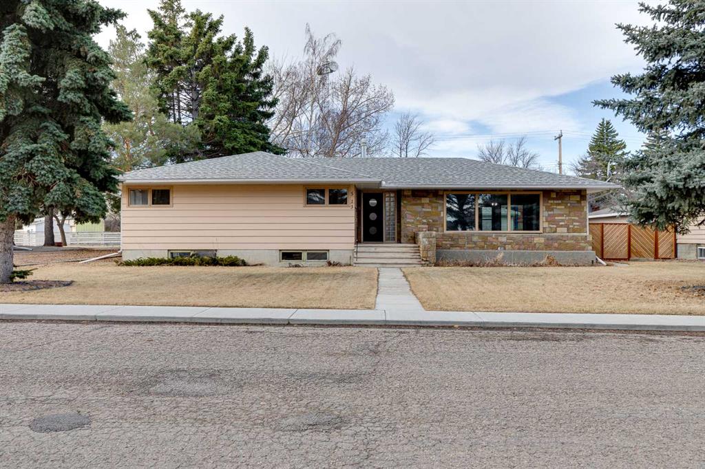 Picture for 513 Memorial Avenue 