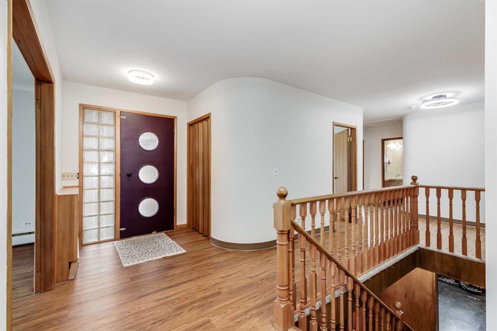 Picture for 513 Memorial Avenue 