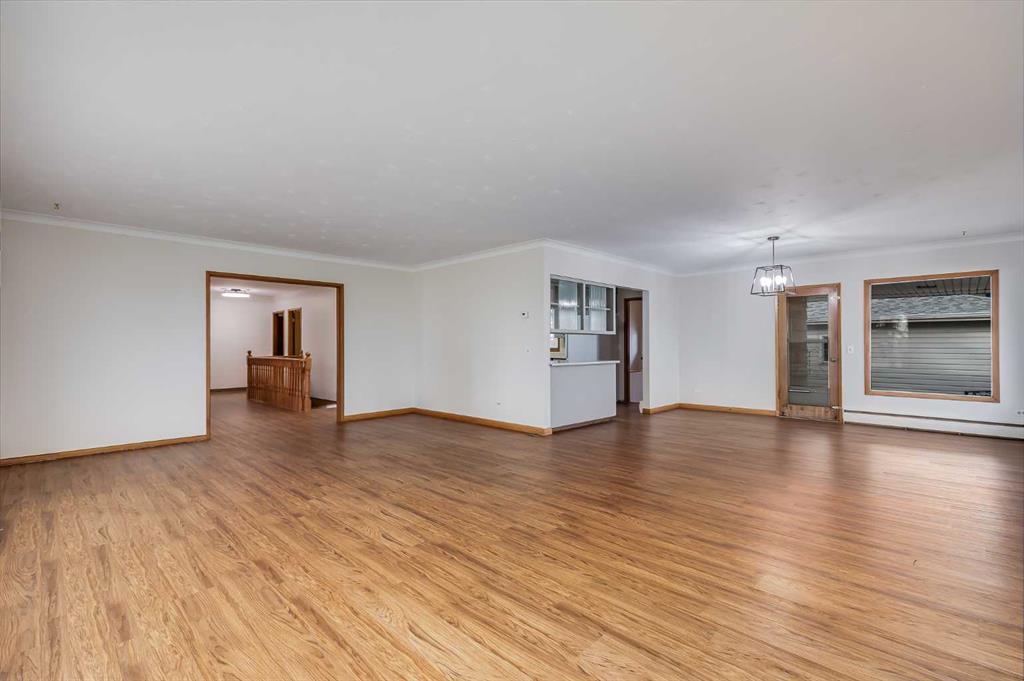 Picture for 513 Memorial Avenue 