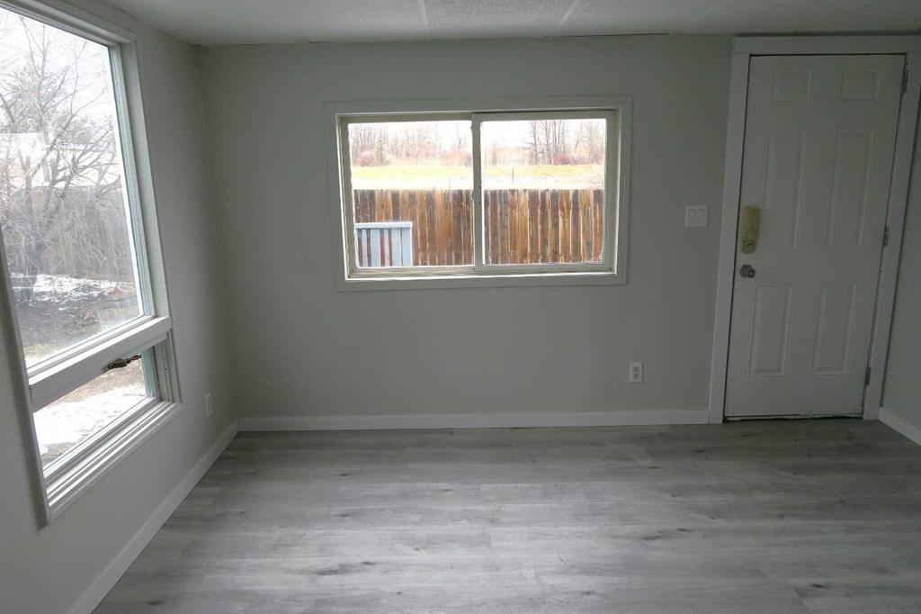 Picture for 28 Riley Street NE