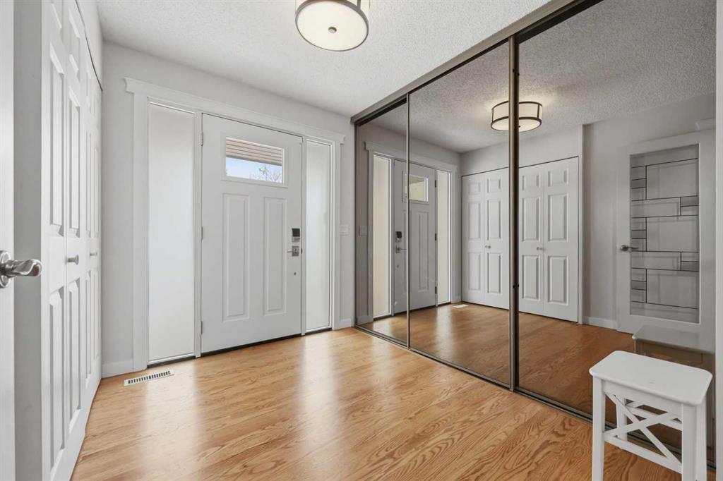 Picture for 71 Millbank Drive SW