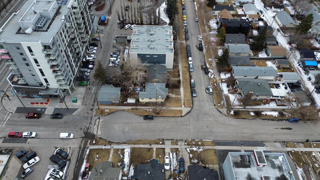 Picture for 202 15 Avenue NE