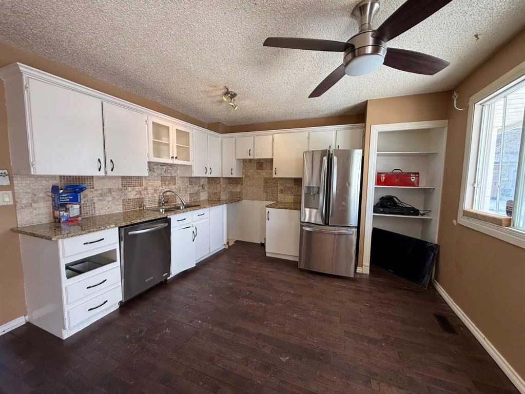 Picture for 93, 1555 Falconridge Drive 