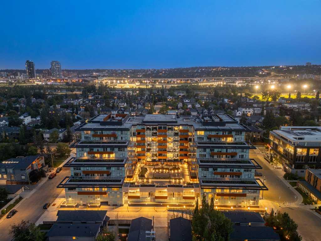 Picture for 819, 110 18A Street NW