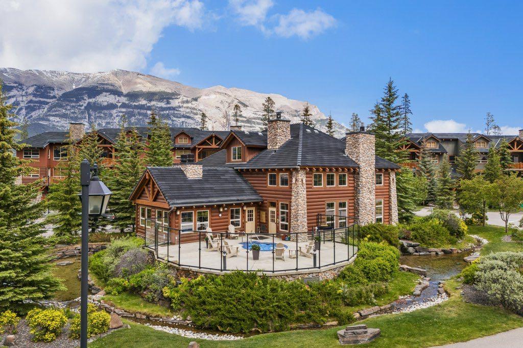 Picture for 124, 104 Armstrong Place 