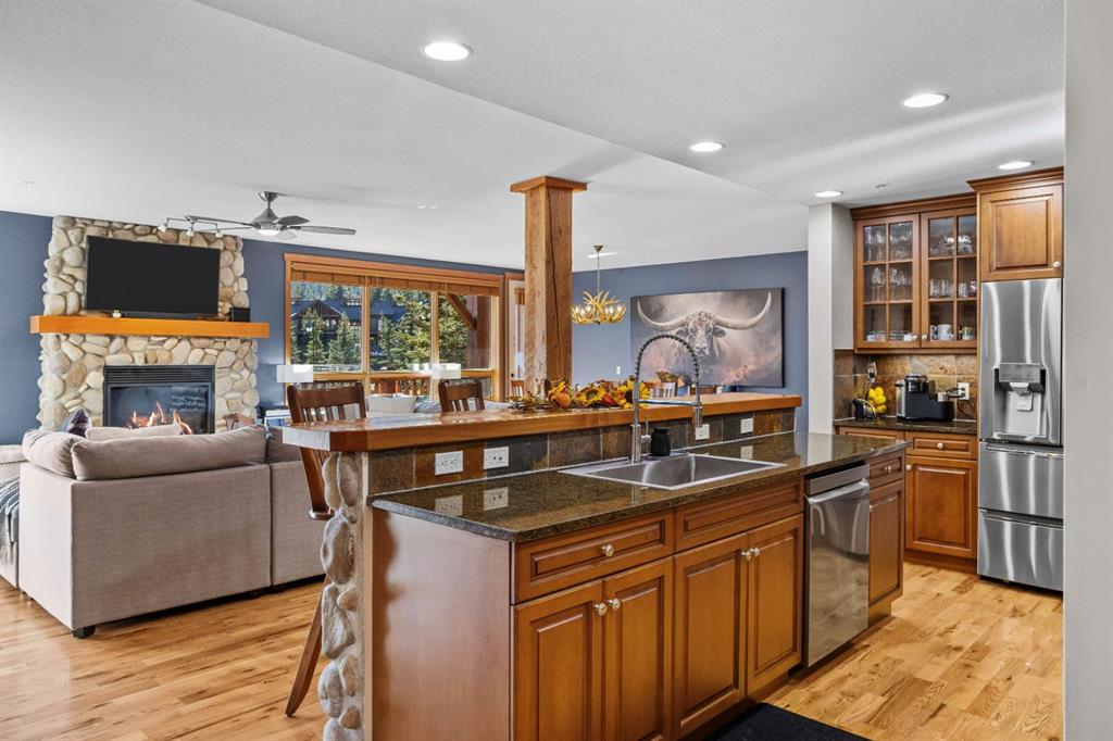 Picture for 124, 104 Armstrong Place 