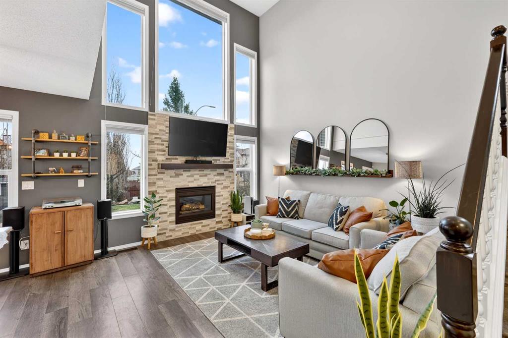 Picture for 92 Bridlewood Park SW