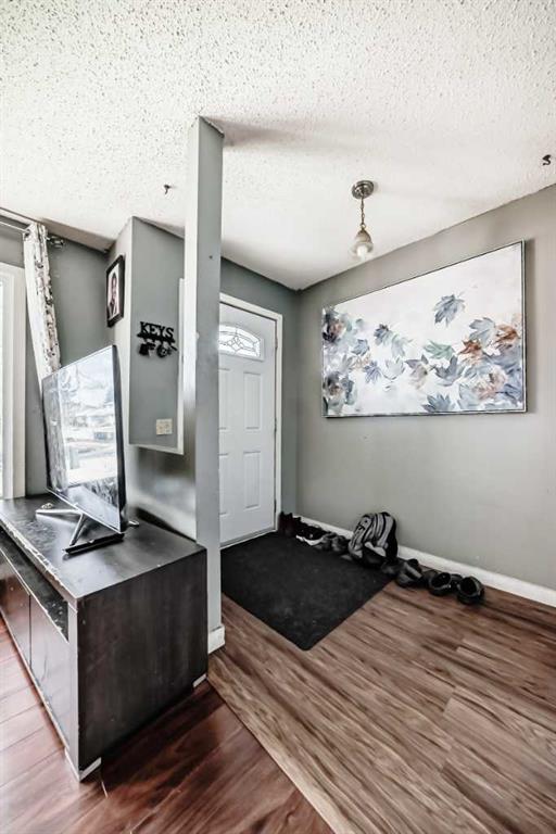 Picture for 4 Fonda Crescent SE