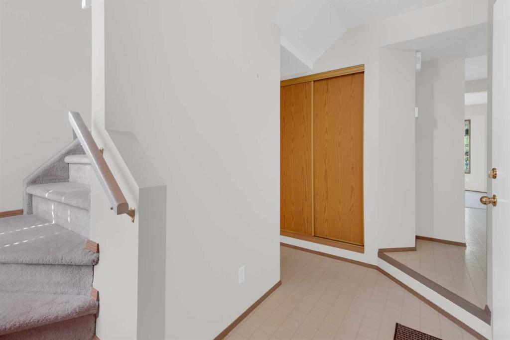 Picture for 216 Shawinigan Drive SW