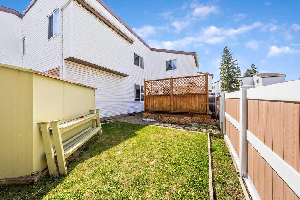 Picture for 107, 5103 35 Avenue SW