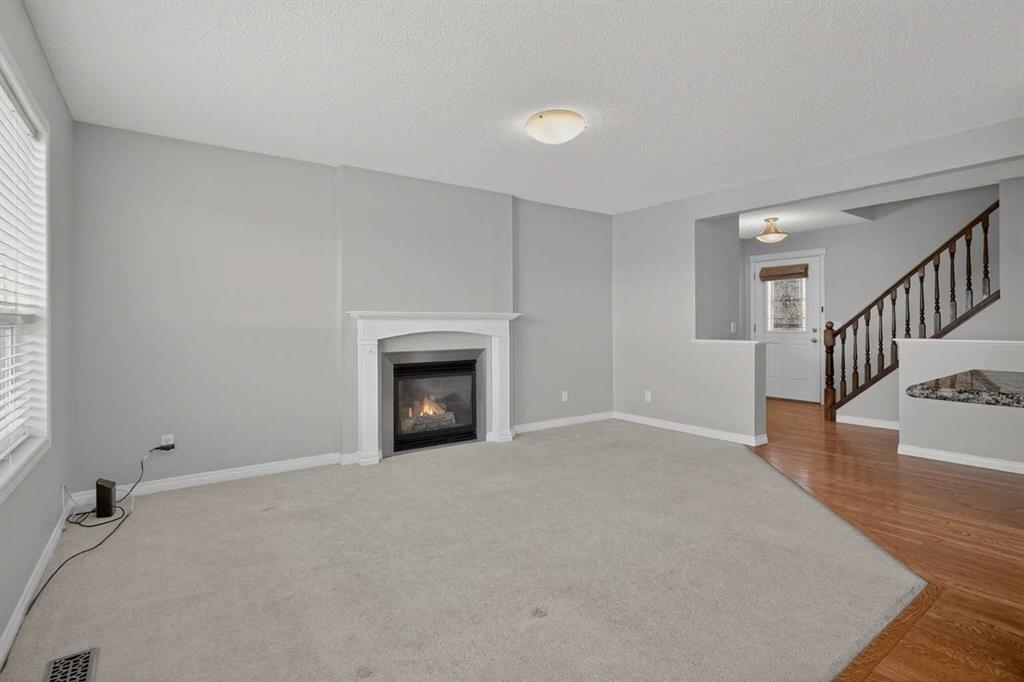 Picture for 124 Everglen Way SW