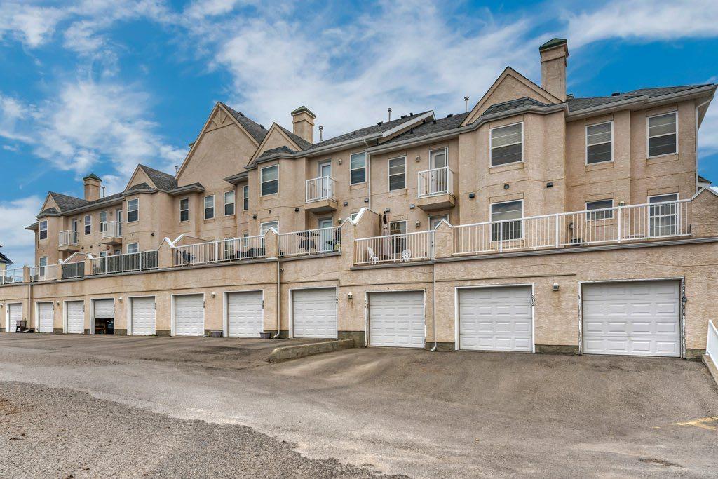 Picture for 300, 50 Westland Road 