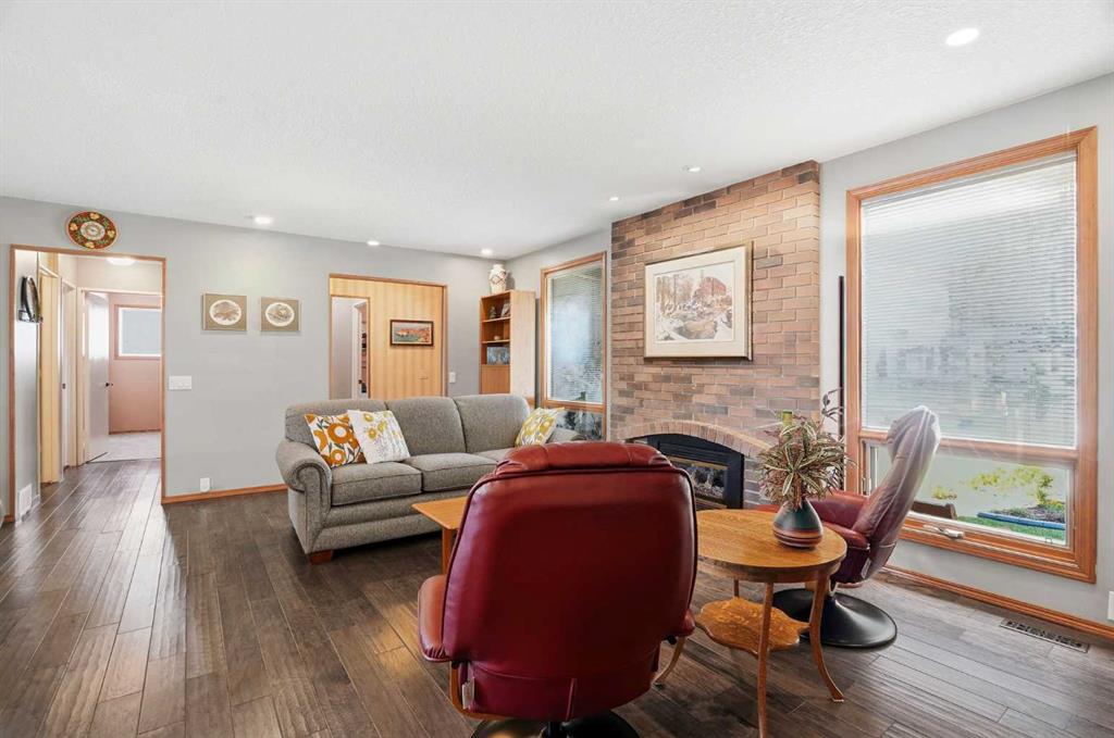 Picture for 6448 Silver Ridge Way NW