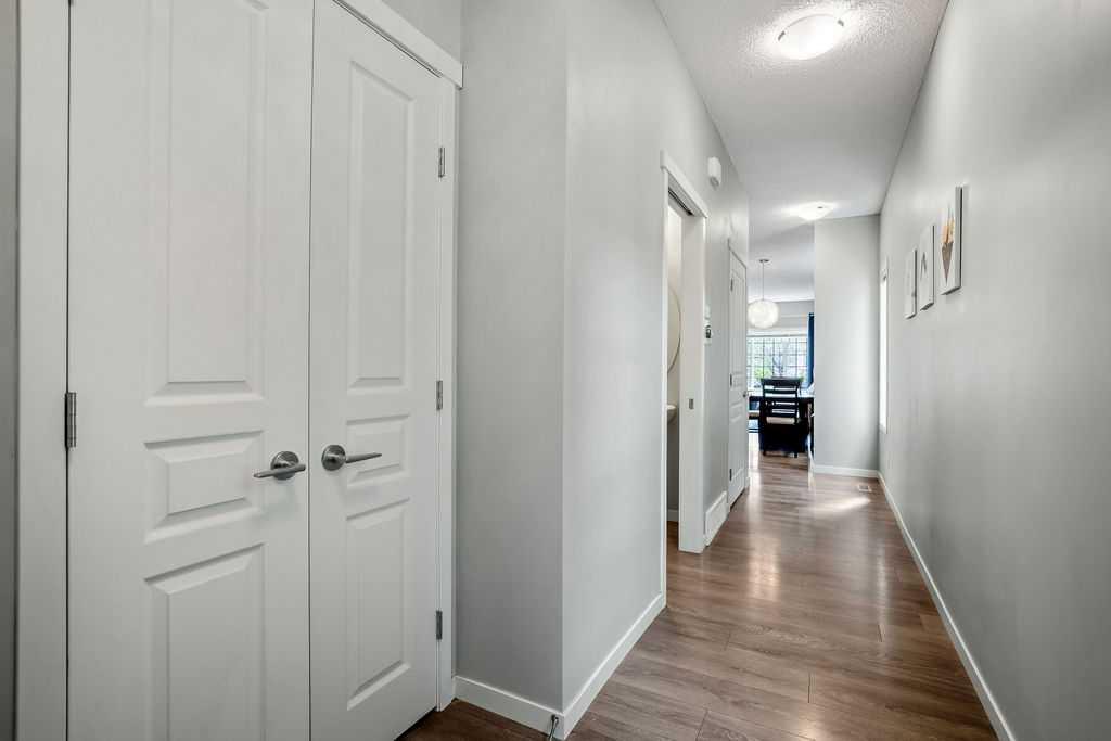 Picture for 219 Mahogany Grove SE