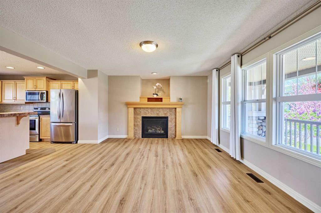 Picture for 383 Prestwick Close SE