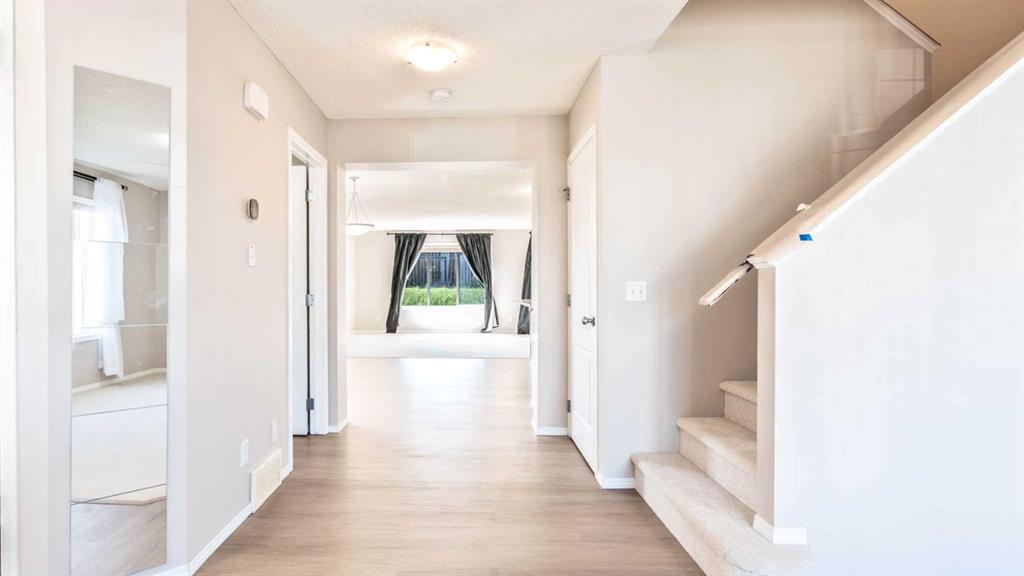 Picture for 23 Taralake Road NE