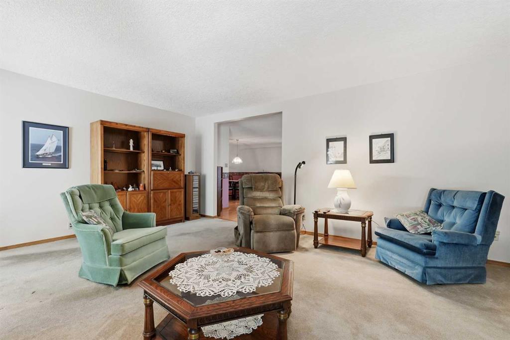 Picture for 22A Woodmeadow Close SW
