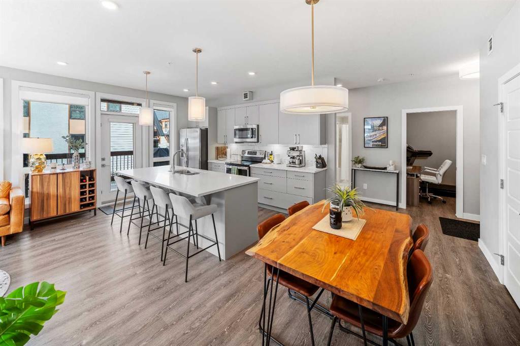 Picture for 205, 106 Stewart Creek Rise 