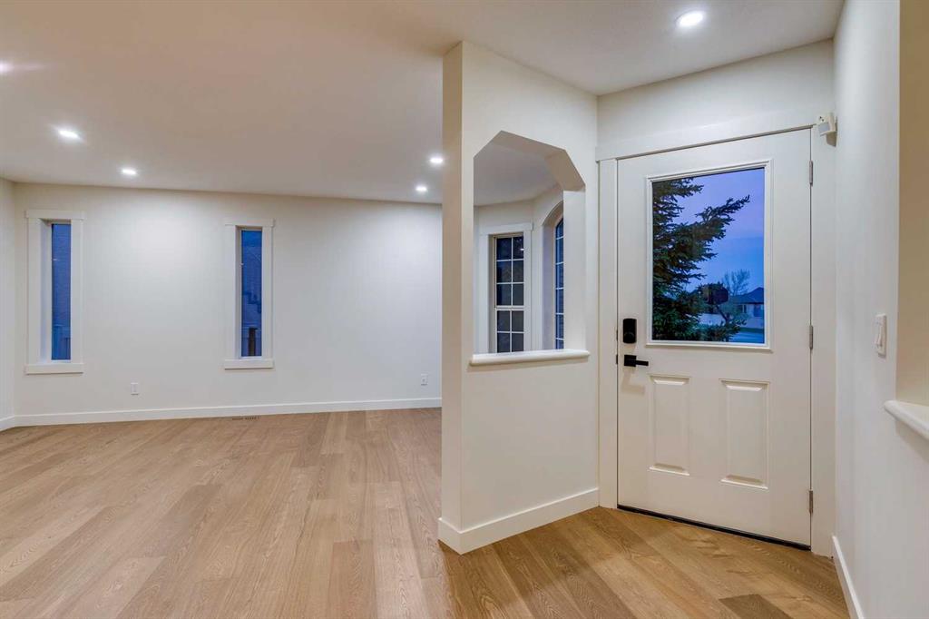 Picture for 16 Simcrest Point SW
