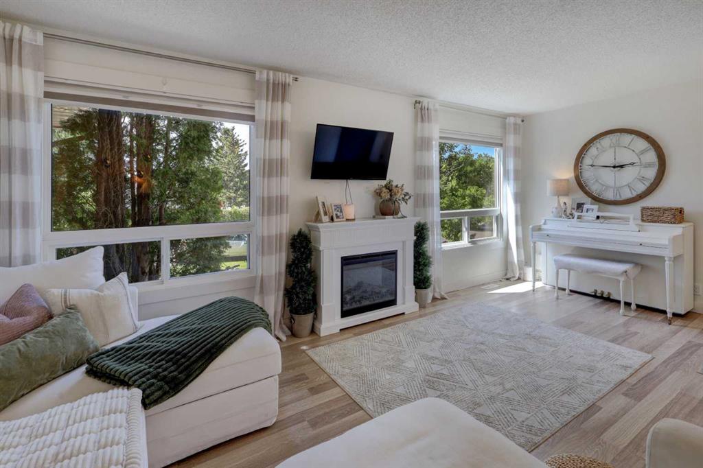 Picture for 8320 Centre Street NE