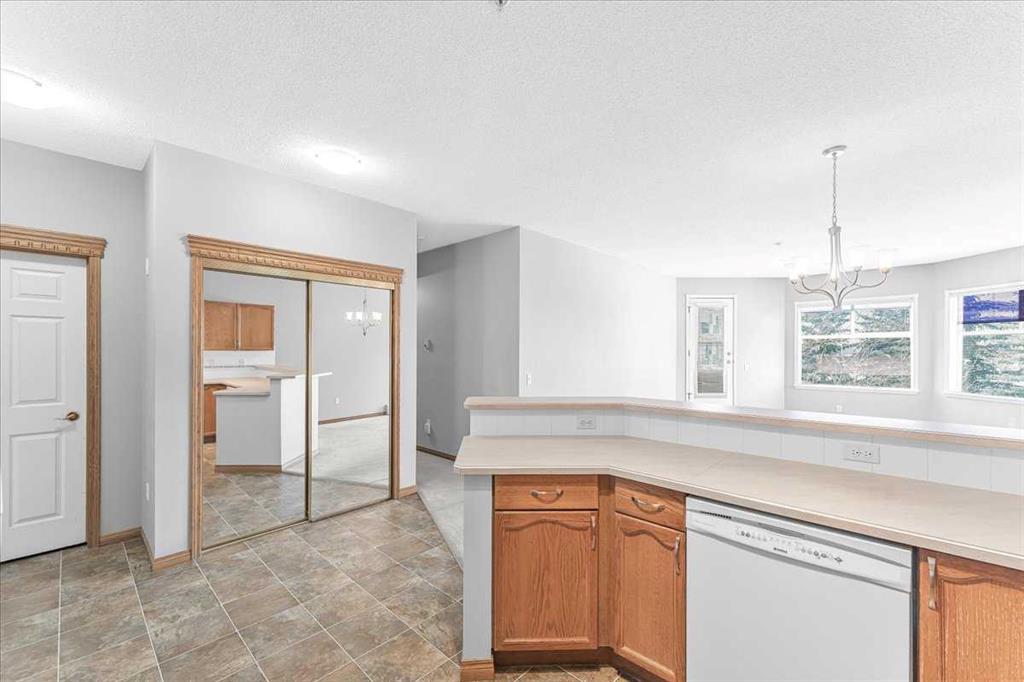Picture for 302, 200 Lincoln Way SW