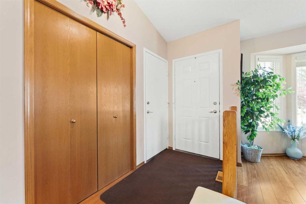 Picture for 217 Arbour Cliff Close NW